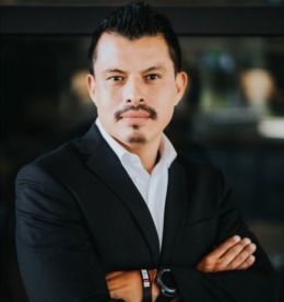 Agent Photo