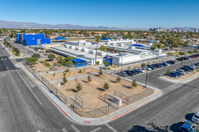 Vegas Verdes Elementary School 2