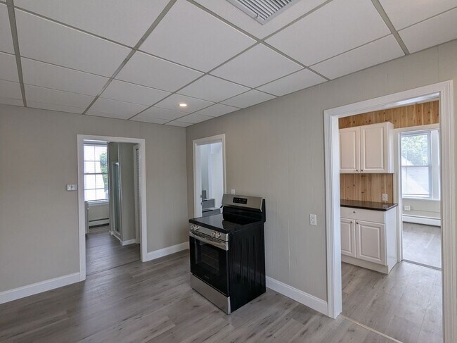 684 Park Ave, Cranston, RI 02910 - photo 5