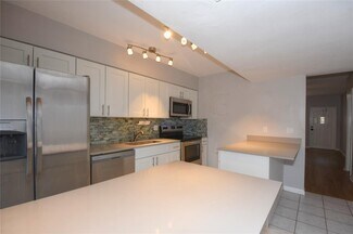 917 NE 16th Ave Unit 9 NEAR VICTORIA PARK, Fort Lauderdale, FL 33304