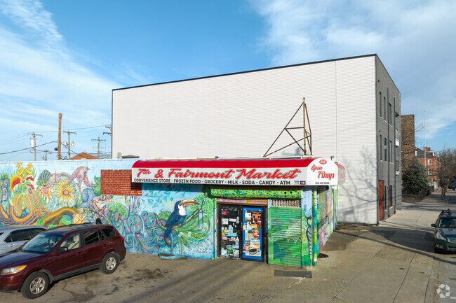 7th and Fairmont Market by Federal Donuts in Poplar offers convenient snacks and an ATM.