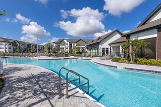 1005 Champions Ridge Dr, Davenport, FL 33896