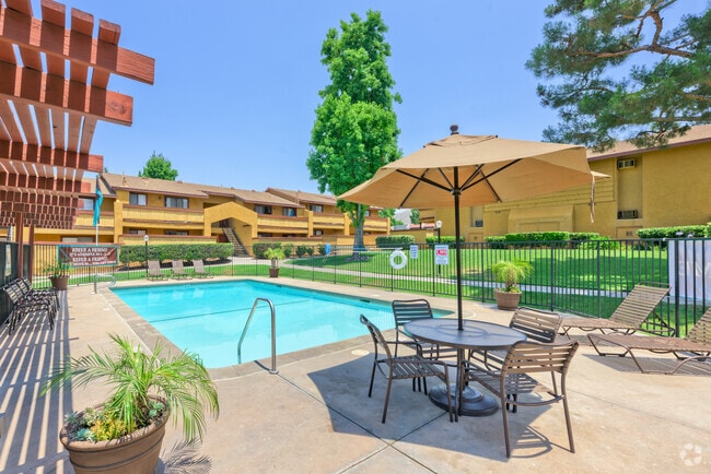 Concord Square Apartments, Riverside, CA 92507 - photo 7