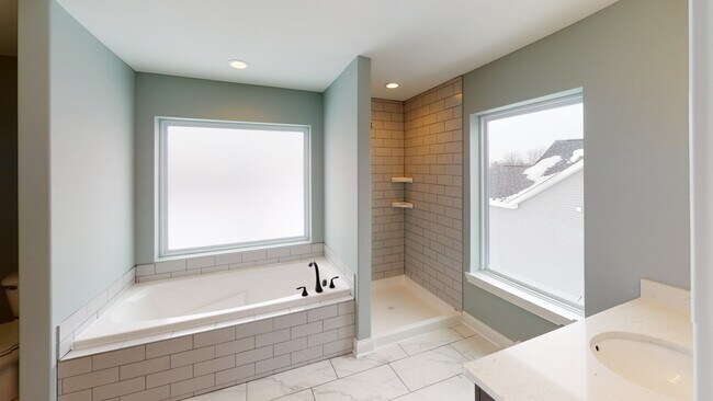 0 Tall Oaks St unit 36455331, Elgin, IL - photo 2