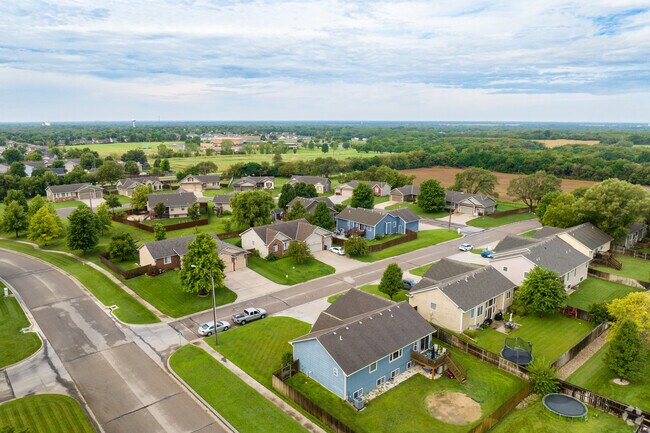 Many of the homes in Mulvane are modern traditional homes.