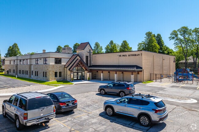 St. Paul Lutheran School has a student-teacher ratio of 27 to 1.