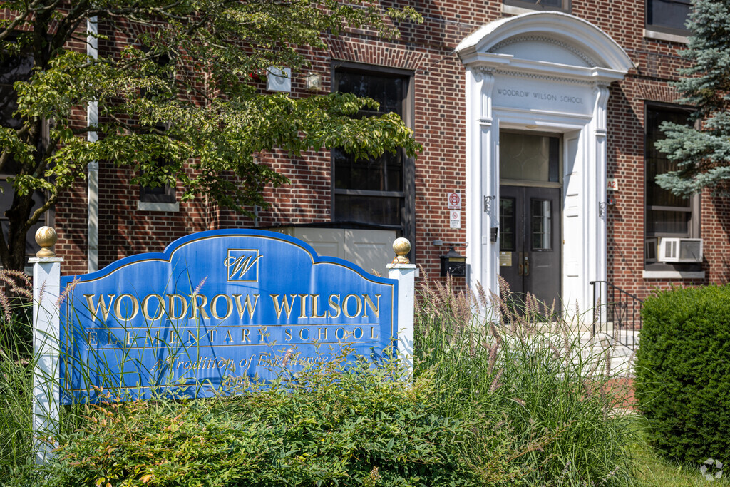 Wilson Elementary School is a public elementary school located in Westfield, New Jersey.