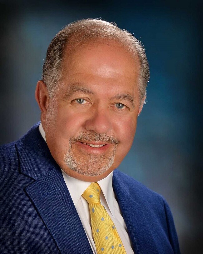 Paul Dubuque