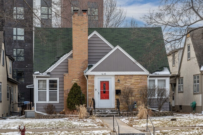 Cape Cod inspired homes can be found throughout Hiawatha.