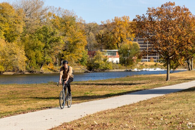 Normandy’s proximity to City Park offers endless opportunities for outdoor fun.