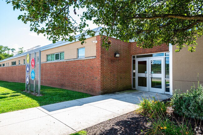 Newport Elementary School