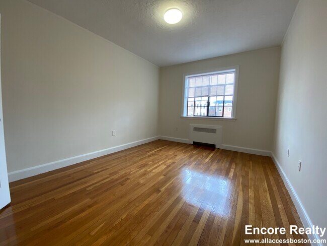 40 A Harvard Ave unit 7, Brookline, MA 02446 - photo 5