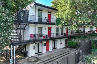 2201 Ridgmar Blvd, Fort Worth, TX 76116