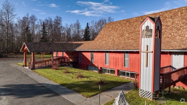 There are various houses of worship in the Birchwood area.