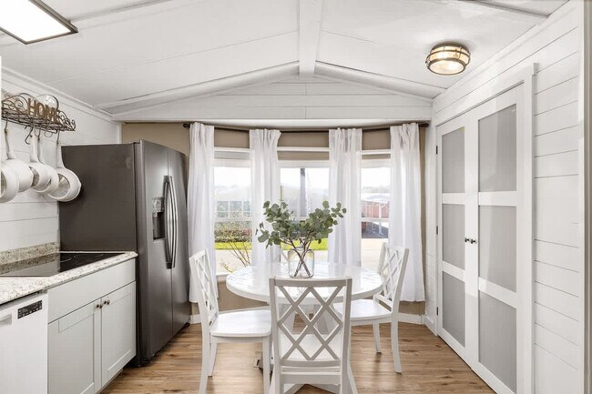 10034 Hamp Dr unit ID1234478P, Dade City, FL 33525 - photo 6