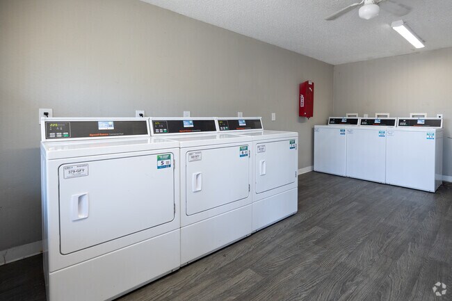 Driftwood, Atlantic Beach, FL 32233 - photo 5