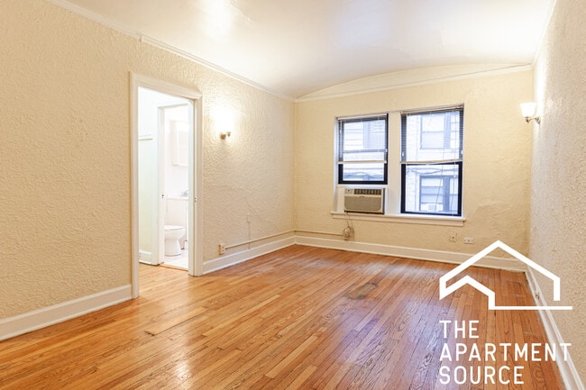 532 W Arlington Place unit 304, Chicago, IL 60614 - photo 2