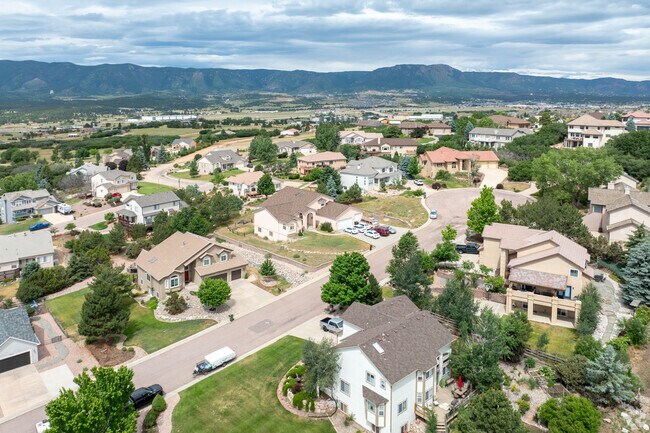 West Hills is close to parks and shopping.