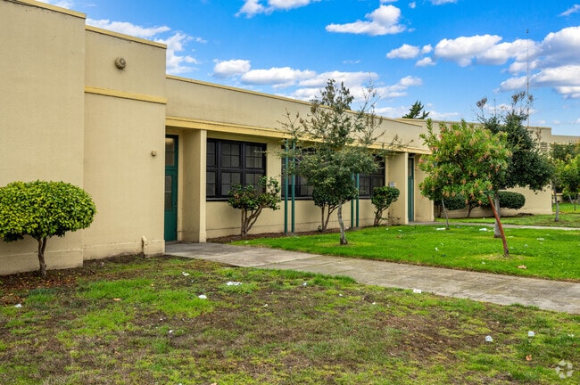 Futures & CUES at Lockwood provides its students with an excellent education.