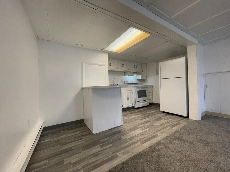 139 S York Rd unit 3, Dillsburg, PA 17019 - photo 1