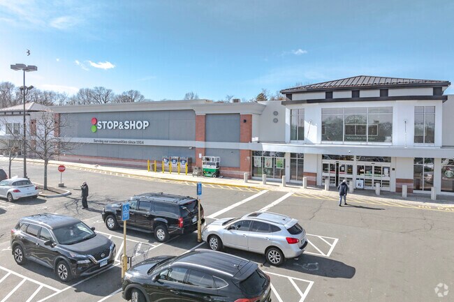 Stop & Shop is the preferred grocery destination in Tunxis Hill.