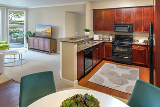 2504 Marron Rd, Carlsbad, CA 92010