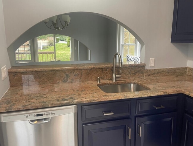 173 Foxbridge Village Rd, Branford, CT 06405 - photo 5