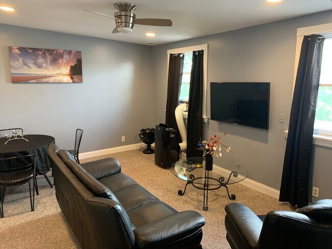 720 Buffalo Ave unit 3, Niagara Falls, NY 14303 - photo 4