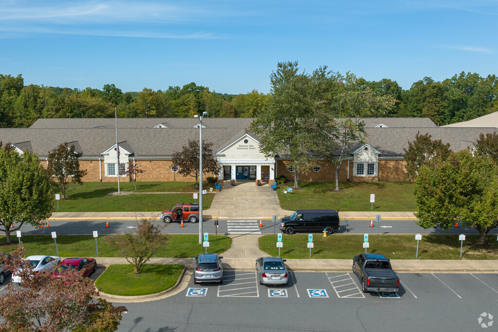Hampton Oaks Elementary School serves students in Stafford from kindergarten to fourth grade.