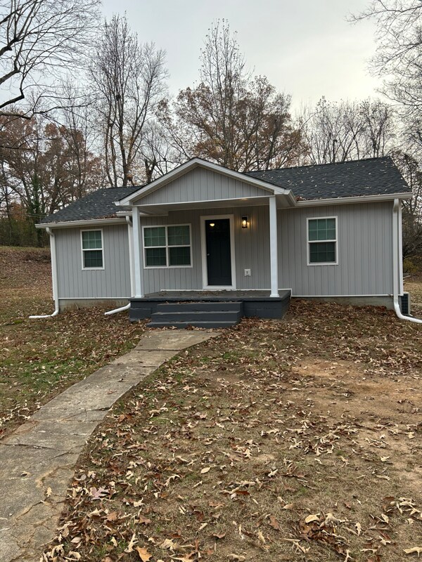 1763 Bridgewood Rd, Clarksville, TN 37040 - photo 3