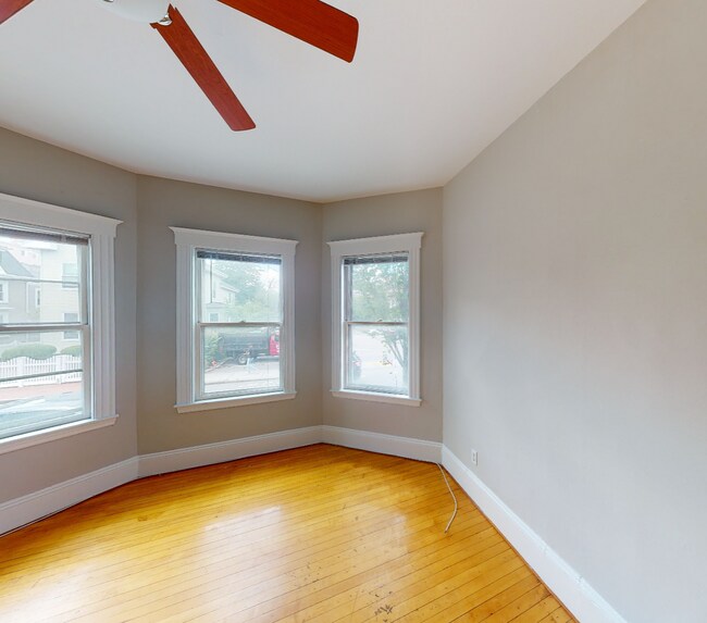 13 Pleasant St unit 1, Cambridge, MA 02139 - photo 5