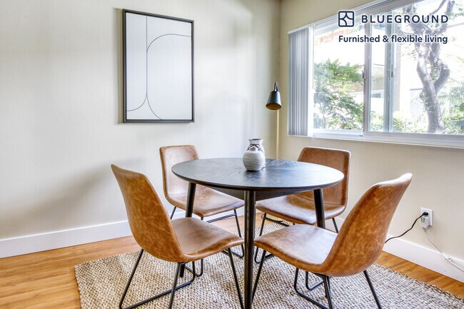12610 Braddock Dr unit FL1-ID485, Los Angeles, CA 90066 - photo 4