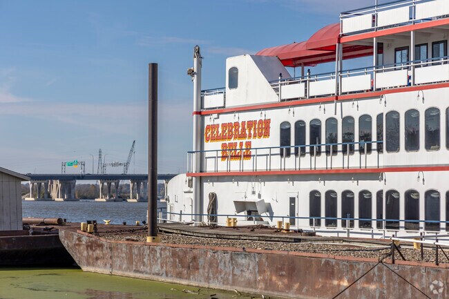 The Celebration River Cruises offers beautiful dinner cruise in East End.