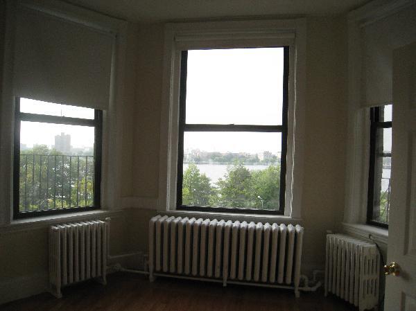 41 Bay State Rd unit 3R, Boston, MA 02215 - photo 2