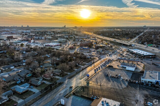 Fulton is connected to neighboring areas of Tulsa by the local highways.