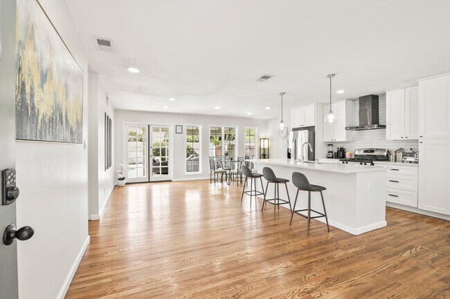 4625 Glacier Ave, San Diego, CA 92120 - photo 4