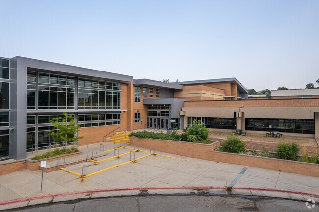 Students thrive at Arapahoe Ridge High School with academic growth and real-world skills.