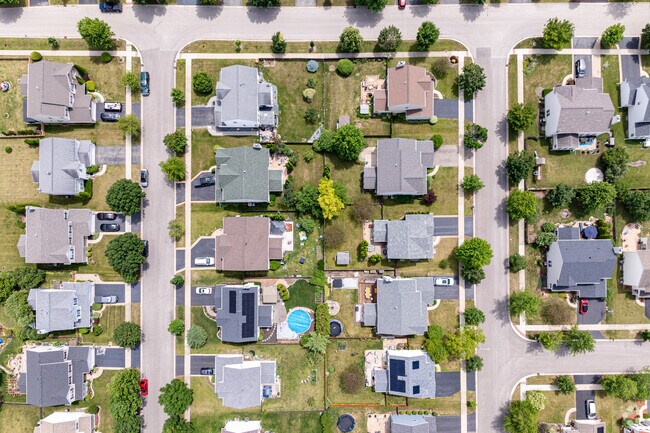 A birds-eye view of houses in South Montgomery, IL.