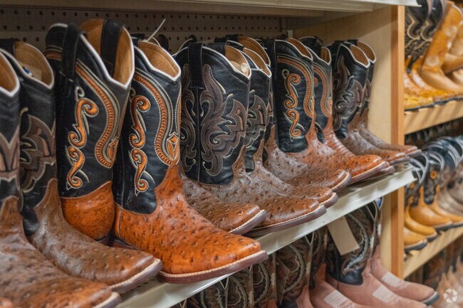 Columbus Tech- Bealwood residents can head to La Tienda Fe to find cowboy boots and hats.