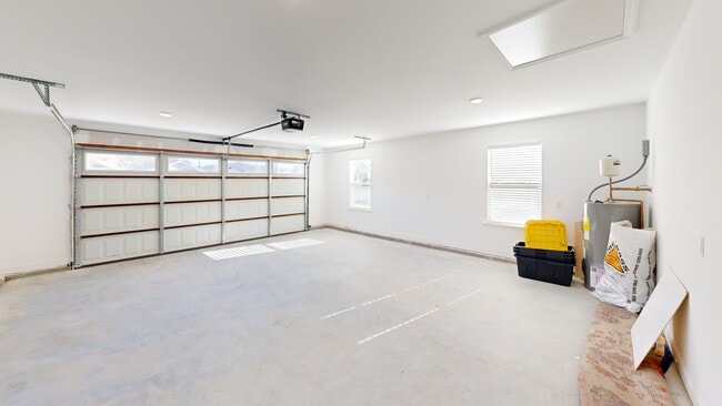 200 W Oak St, Rossville, GA 30741 - photo 2