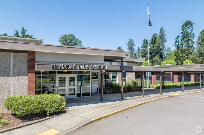 Cedaroak Park Primary School in Robinwood, West Linn, OR.