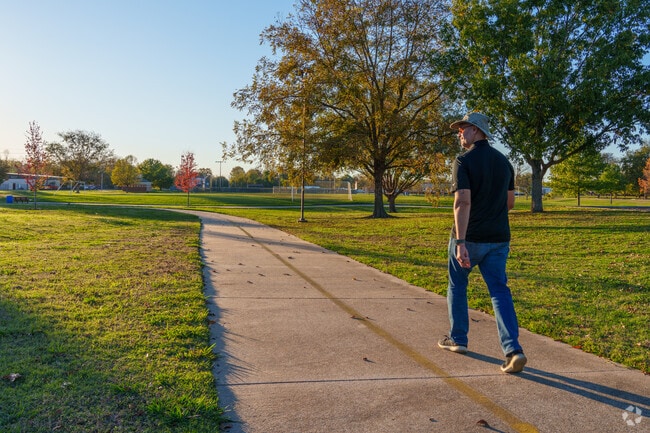 There are many walking trails winding throughout Sunnymede.