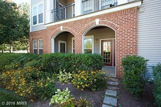 20417 Riverbend Square Unit 100, Potomac Falls, VA 20165