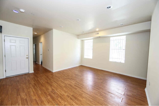 1447 N 17th St unit A, Philadelphia, PA 19121 - photo 2