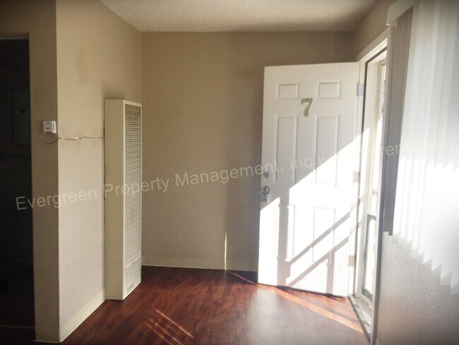 161 S Lincoln Ave unit 7, Loveland, CO 80537 - photo 5