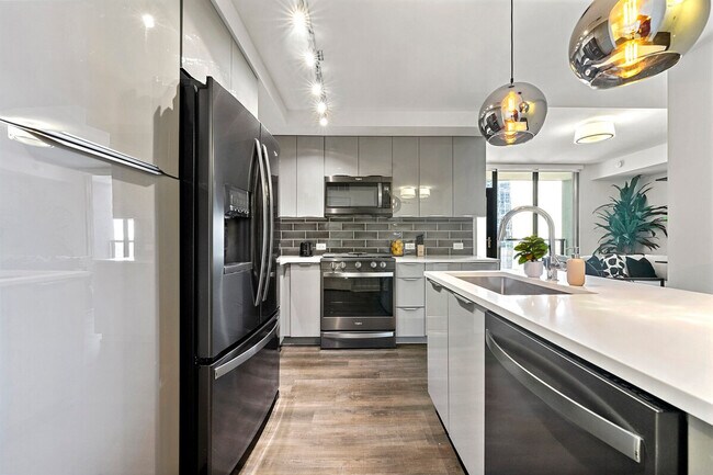 1400 W Peachtree St NW unit ID1351865P, Atlanta, GA 30309 - photo 3