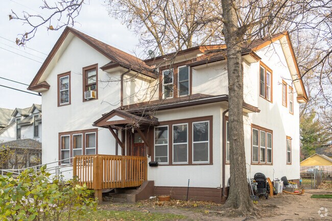 Homebuyers on Nicollet Island can find homes that are in the $200K range.