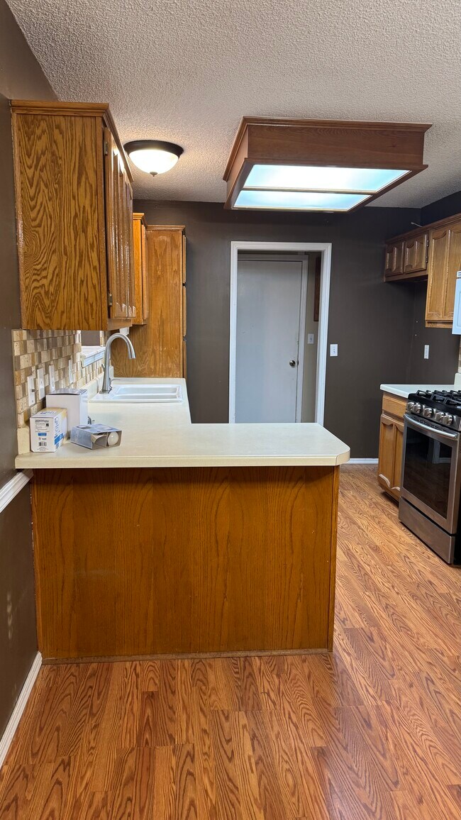 3201 E Louisville St, Broken Arrow, OK 74014 - photo 5