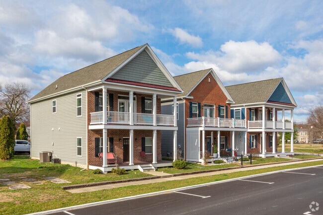 Two Story Homes in Delaware City