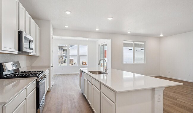 12534 Oneida Way, Thornton, CO 80602 - photo 7